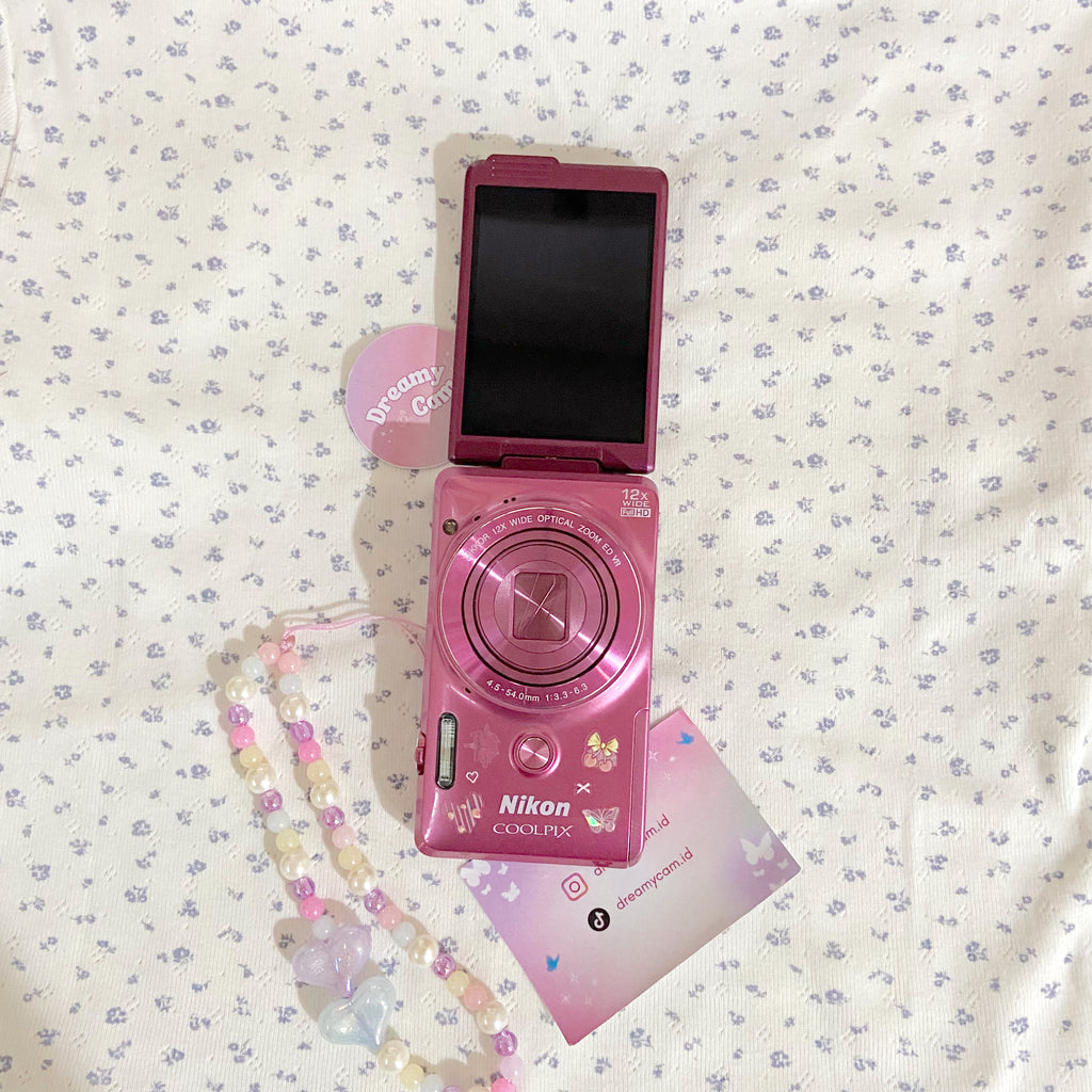 Nikon Coolpix S6900 (flip screen + wifi)