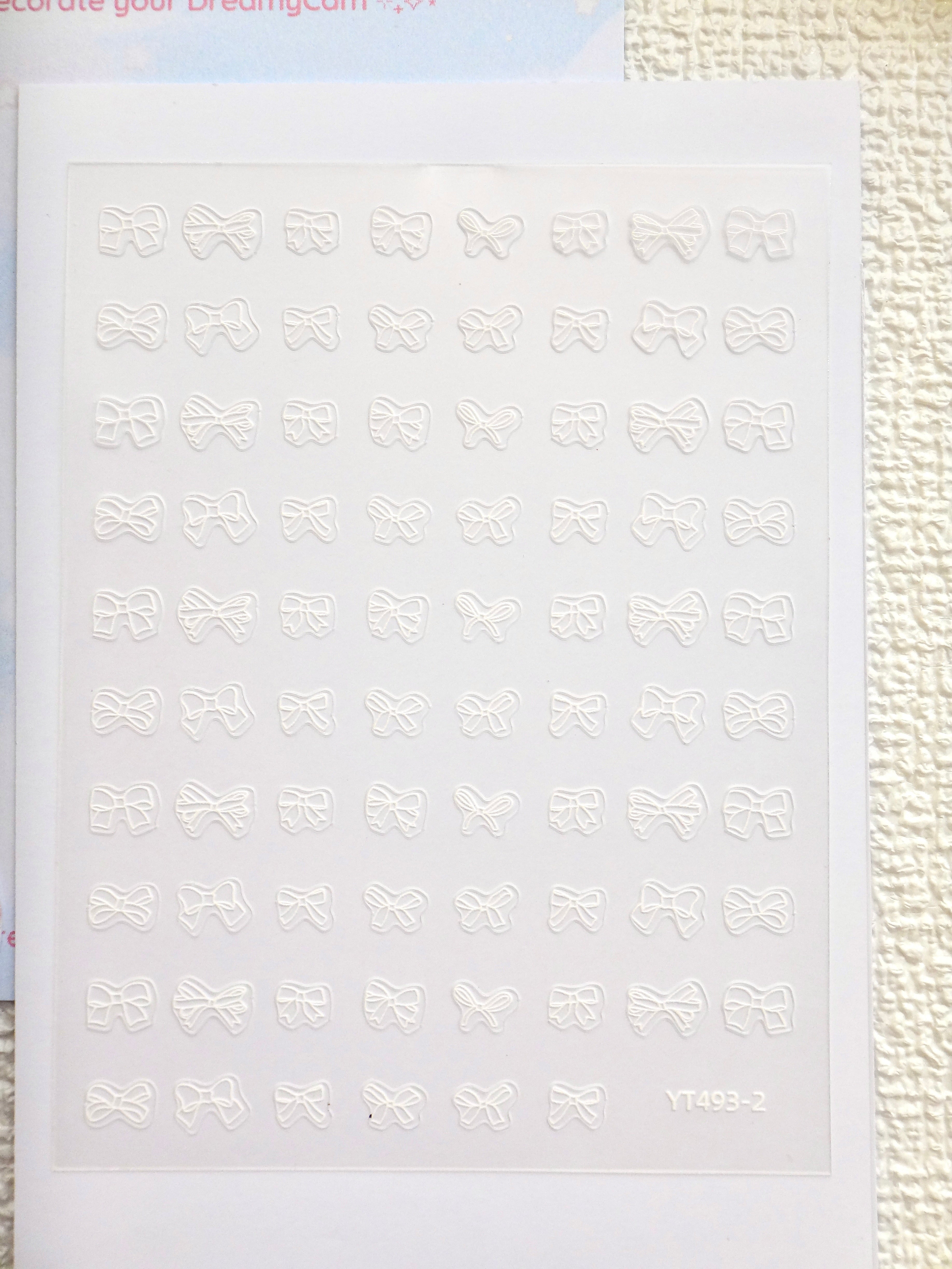 5D Camera Stickers – Bow & Hearts - White Small Bow