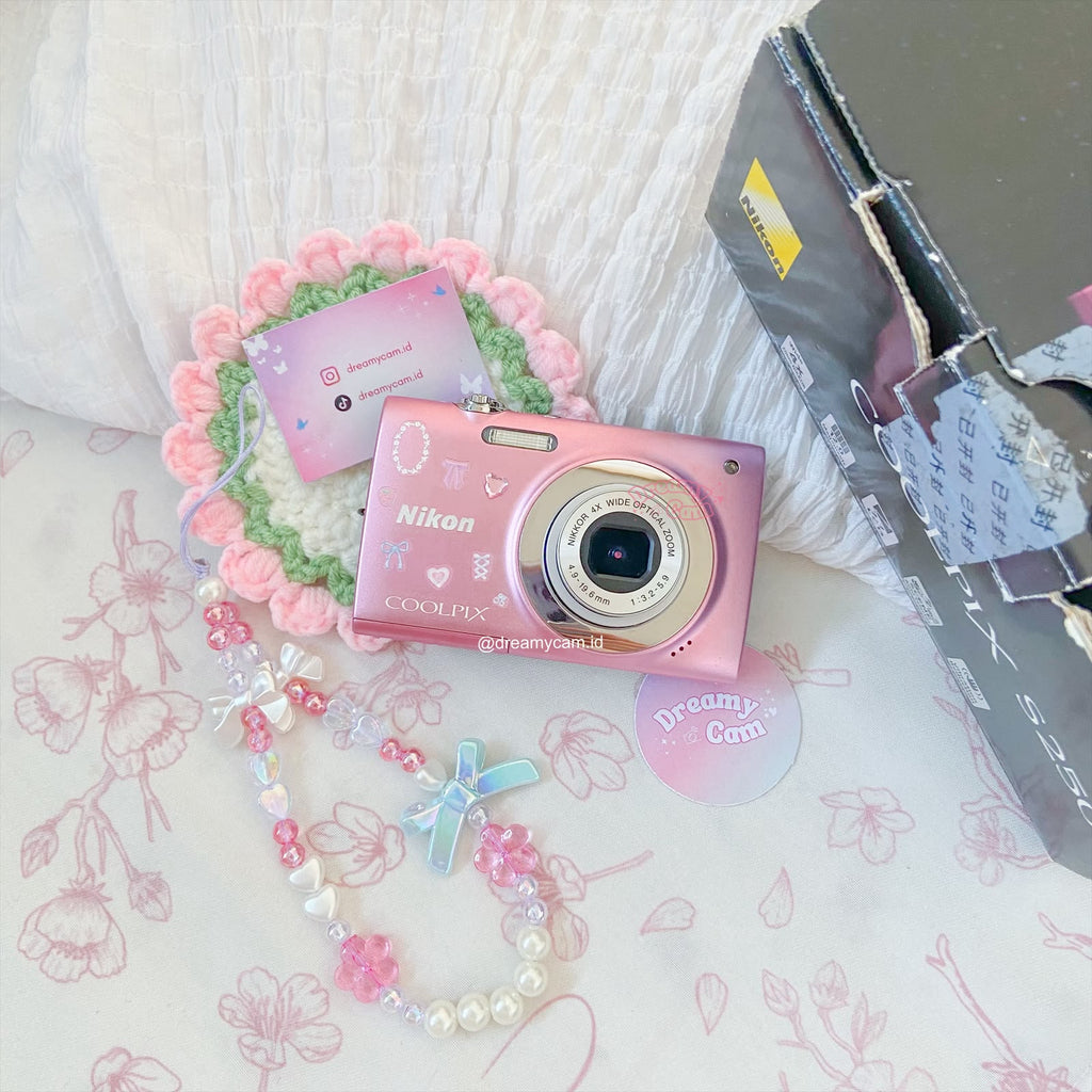 Nikon Coolpix S2500 in pink | Digital Camera CCD Digicam