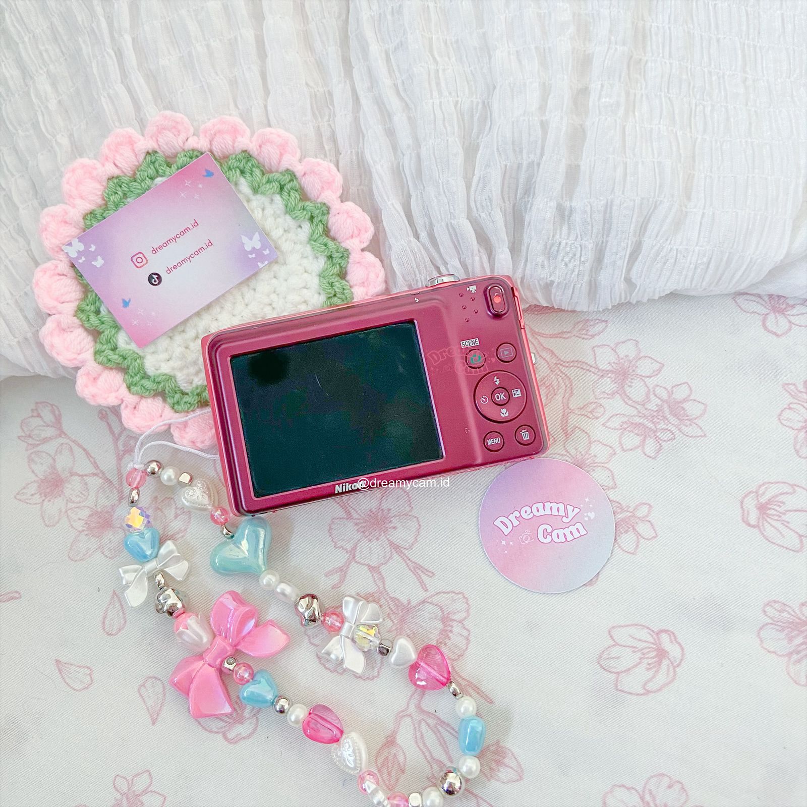 Nikon Coolpix S3500 in pink | Digital Camera CCD Digicam