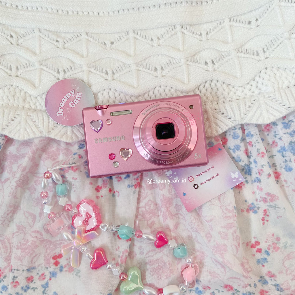 Samsung MV800 Flip Screen in Pink | Digital Camera CCD Digicam