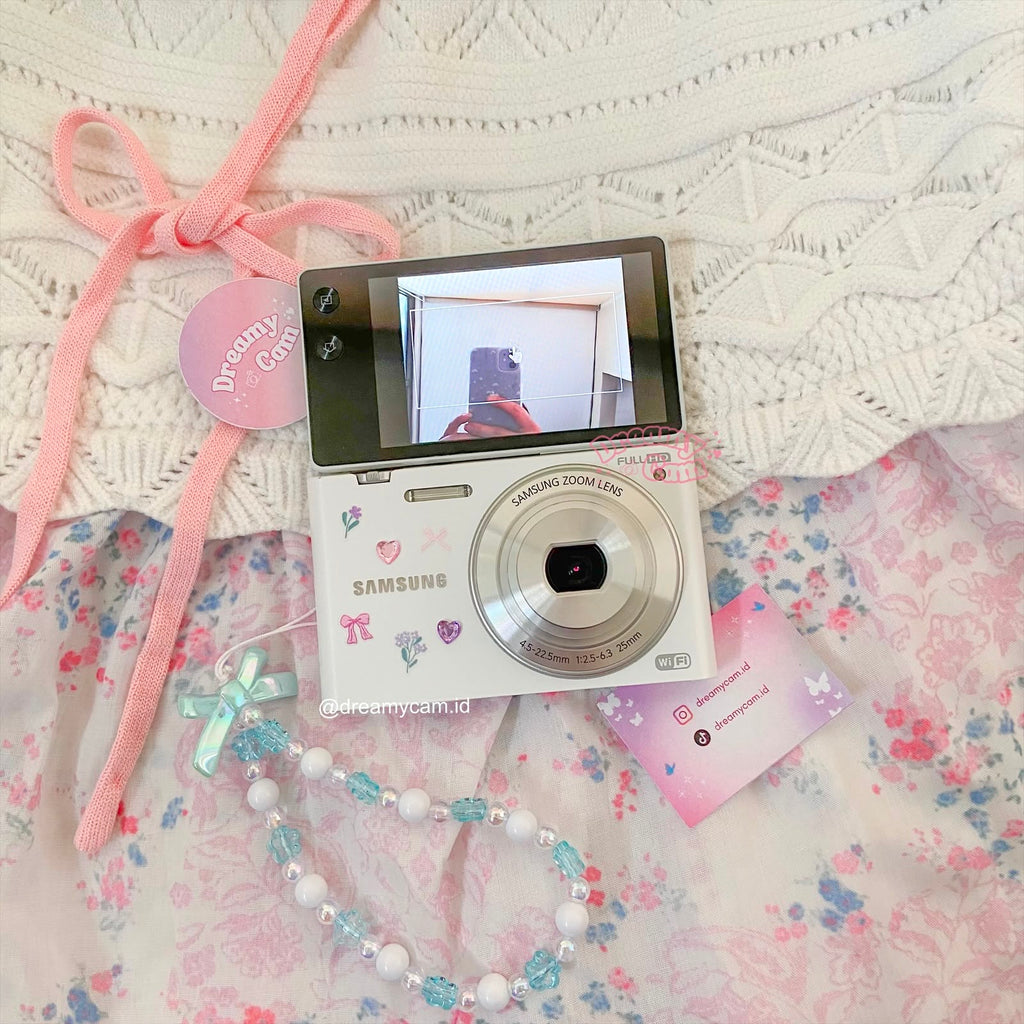 Samsung MV900F Flip Digital Camera in White | CCD Digicam