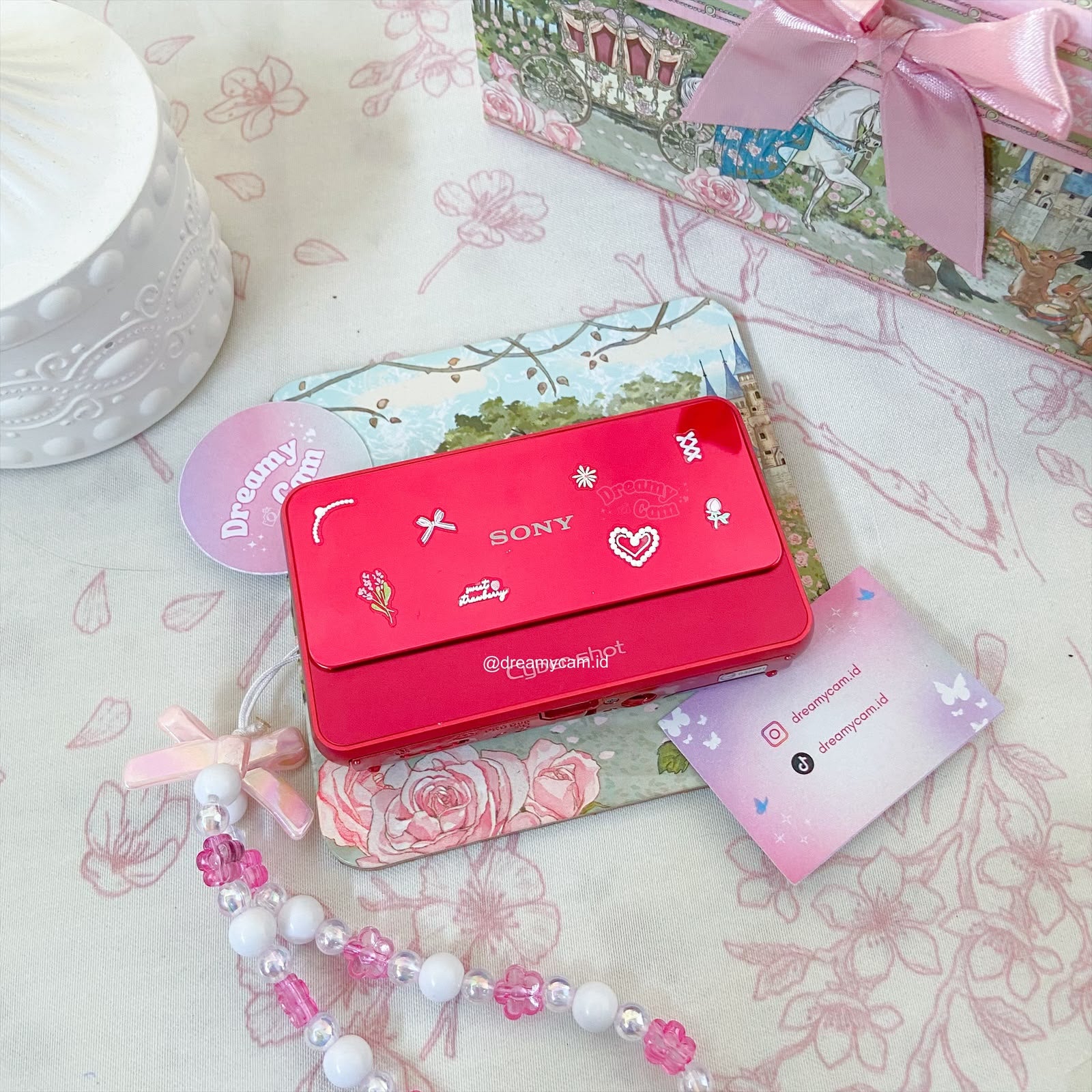 Sony Cybershot DSC-T110 in cherry red pink | Digital Camera CCD Digicam