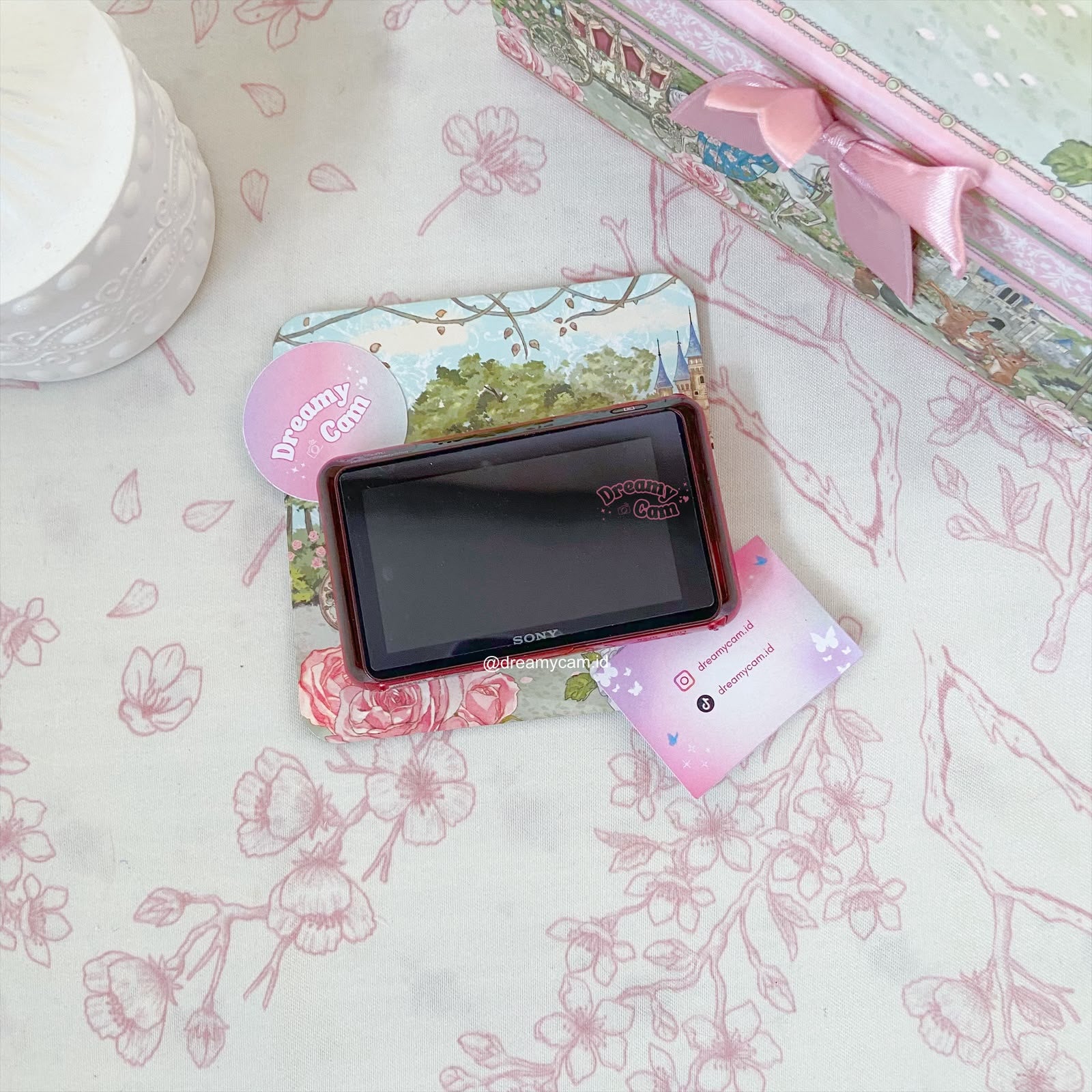 Sony Cybershot DSC-T110 in cherry red pink | Digital Camera CCD Digicam
