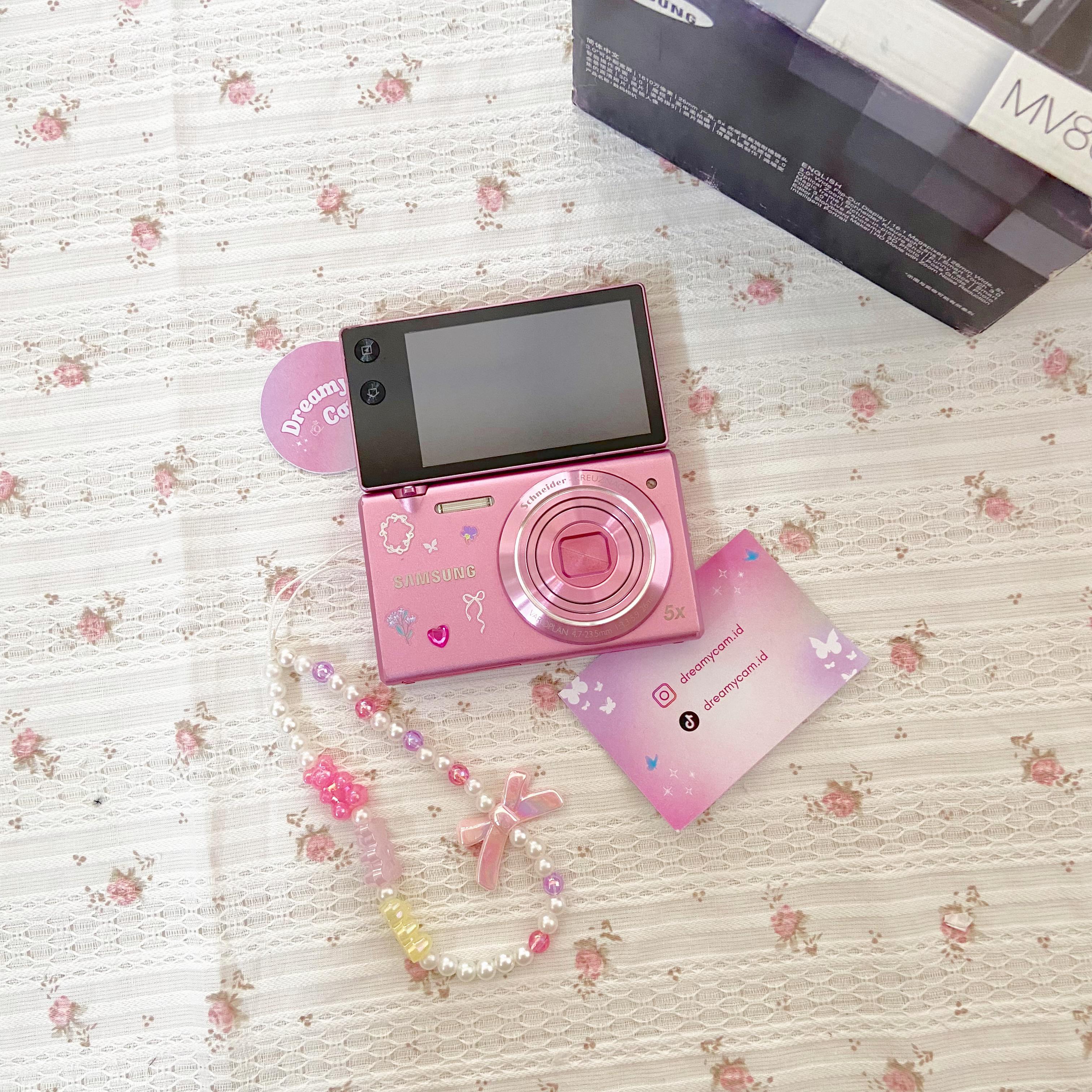 Samsung MV800 (flip screen)
