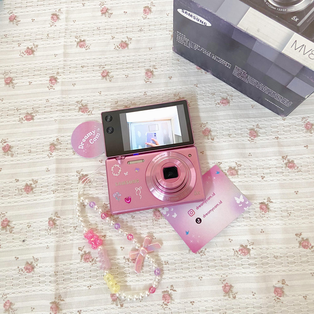 Samsung MV800 (flip screen)