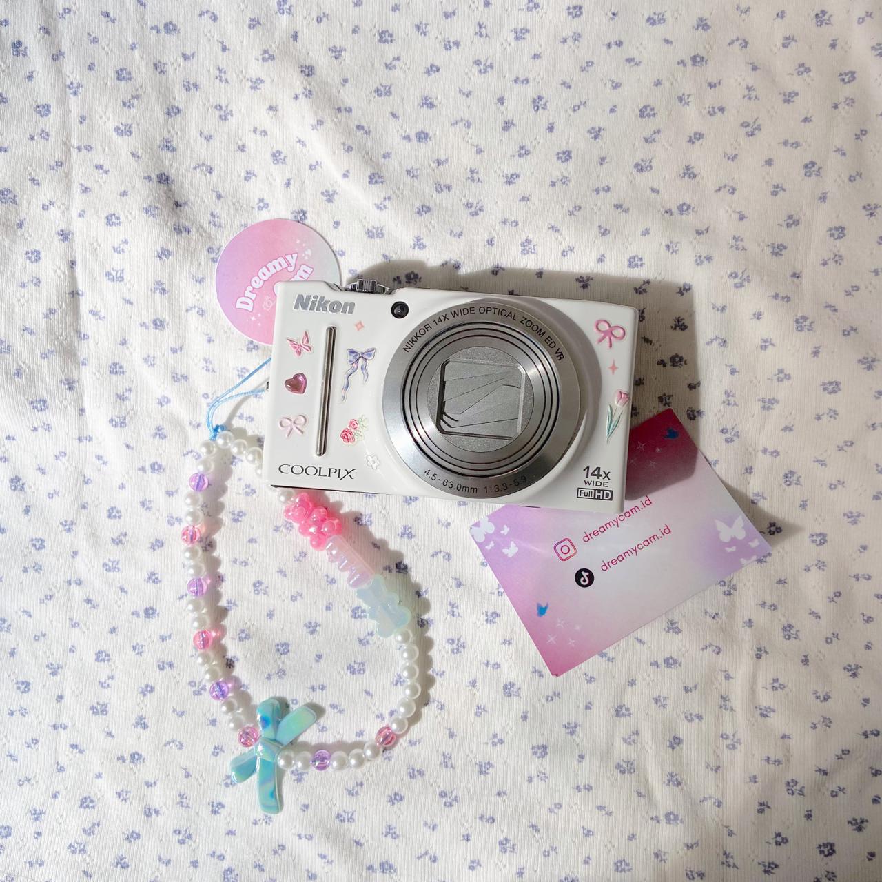 Nikon Coolpix S8200 (pop up flash)