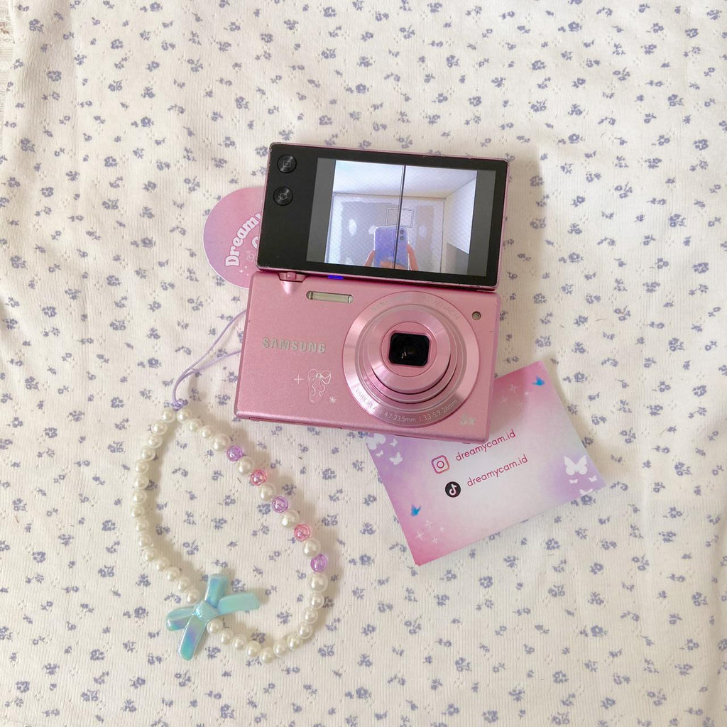 Samsung MV800 (flip screen)