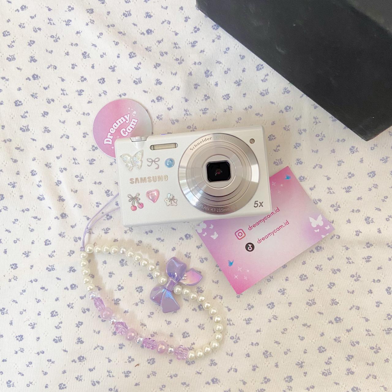 Samsung MV800 (flip screen)