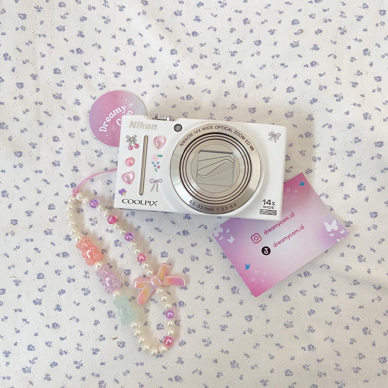 Nikon Coolpix S8200 (pop up flash)