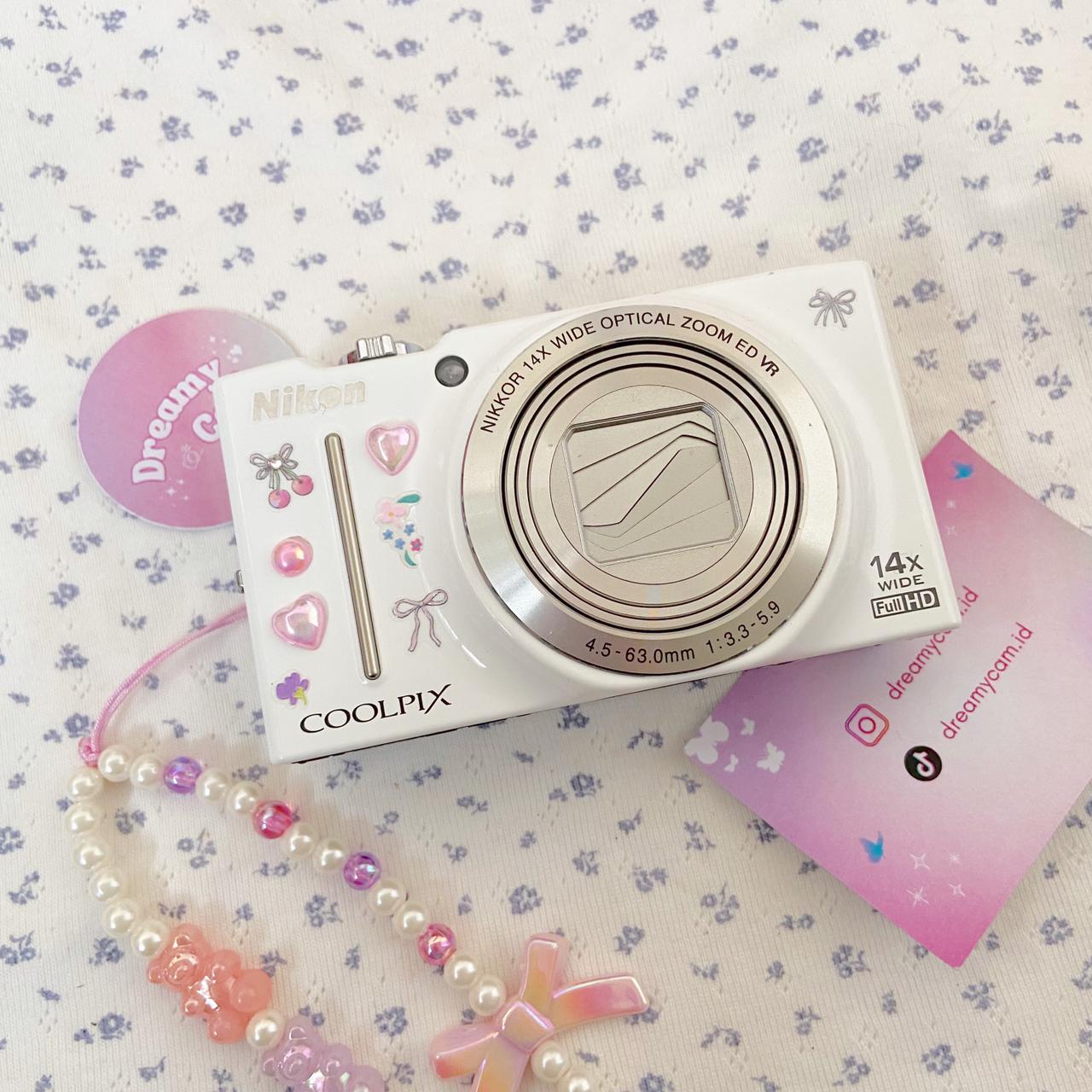 Nikon Coolpix S8200 (pop up flash)