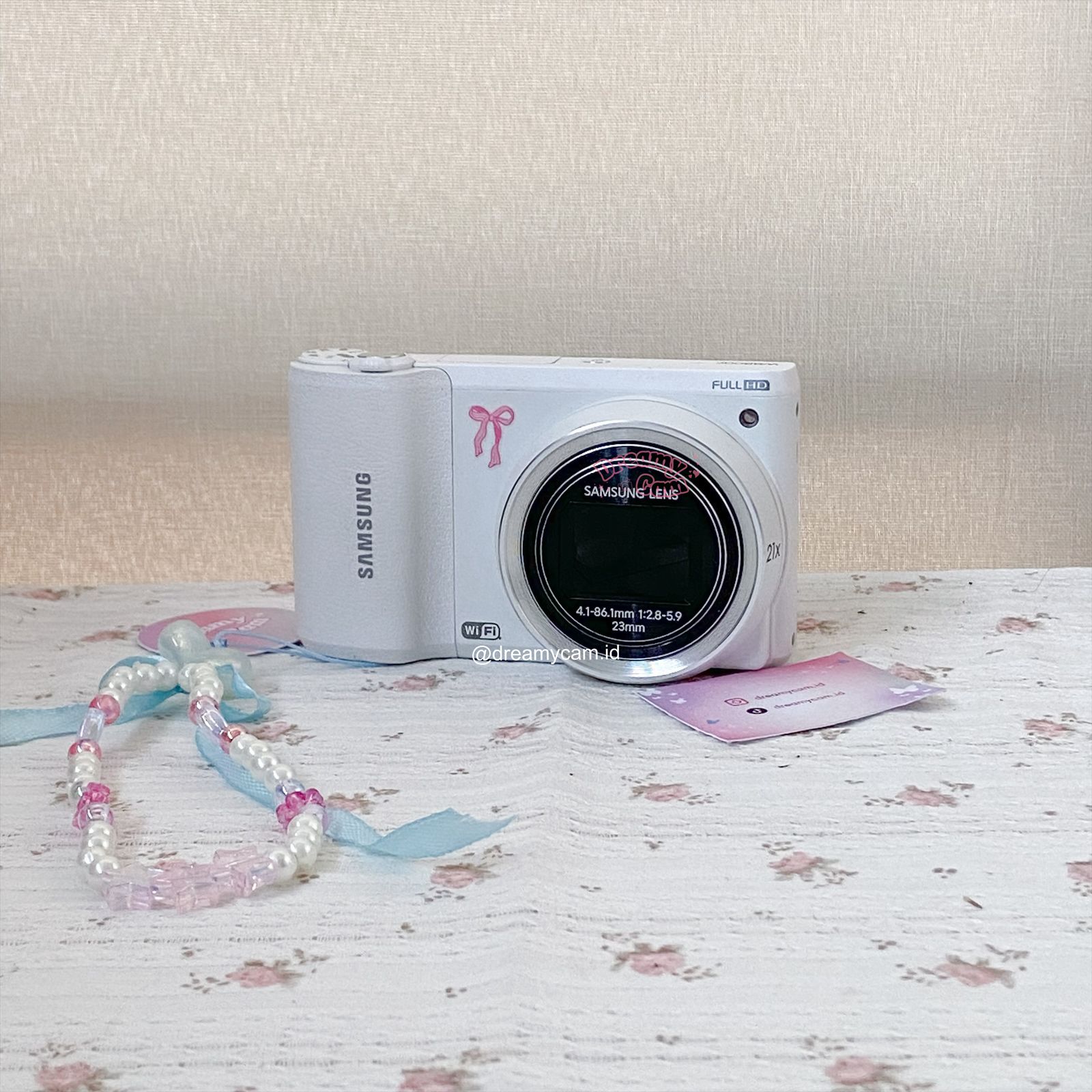 Samsung WB800F (pop up flash)