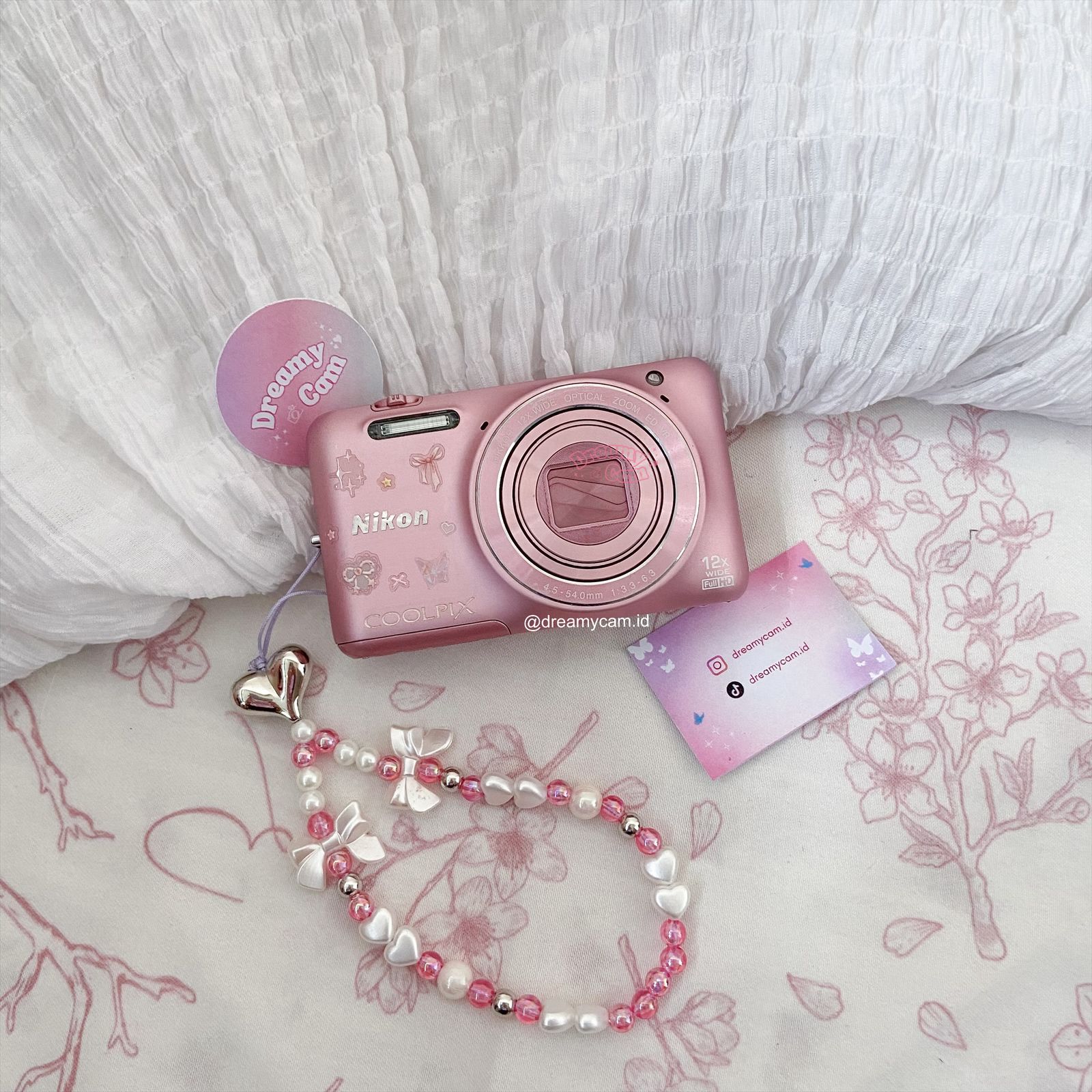 Nikon Coolpix S6600 (flip screen + wifi) | Digital Camera CCD Digicam