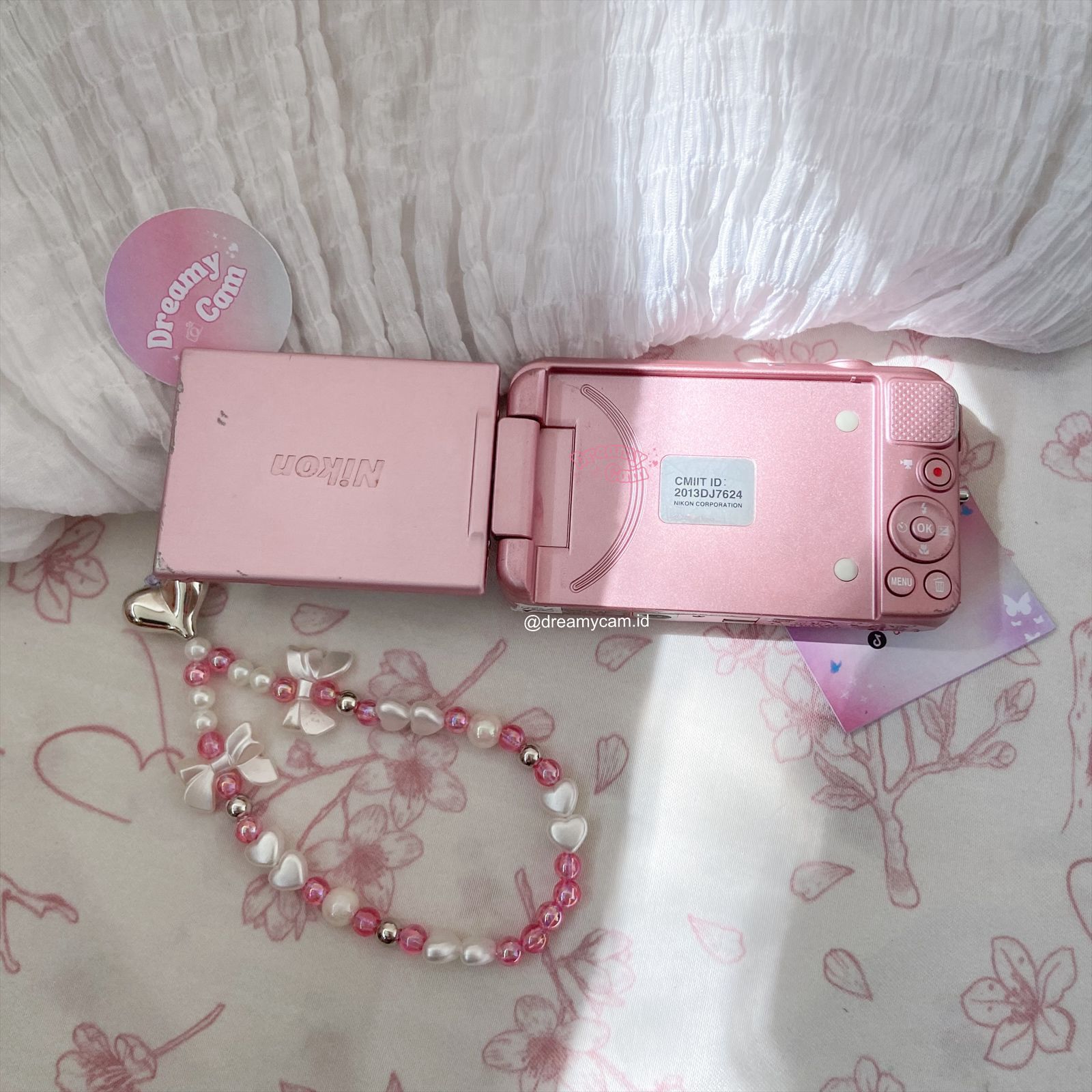 Nikon Coolpix S6600 (flip screen + wifi) | Digital Camera CCD Digicam