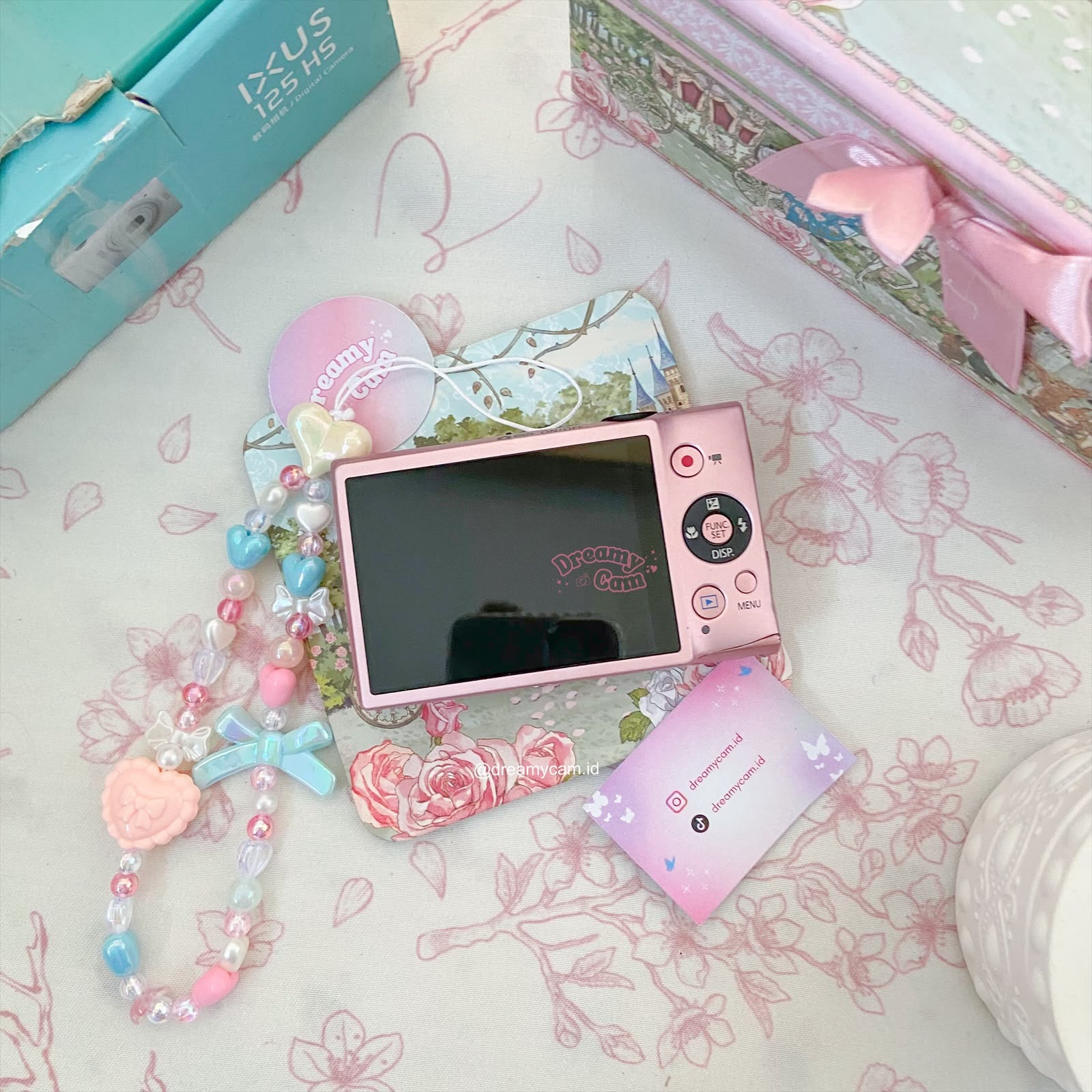 Canon Ixus 125 HS in pink | Digital Camera CCD Digicam