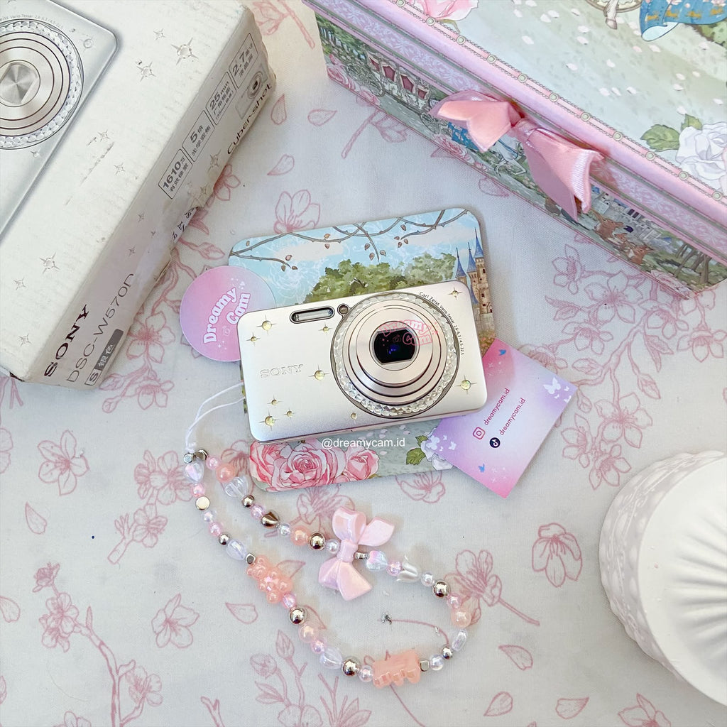 Sony Cybershot W570D (special edition) in silver bejeweled | Digital Camera CCD Digicam