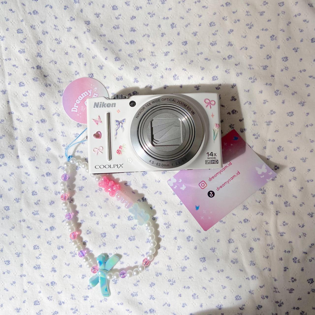 Nikon Coolpix S8200 (pop up flash)