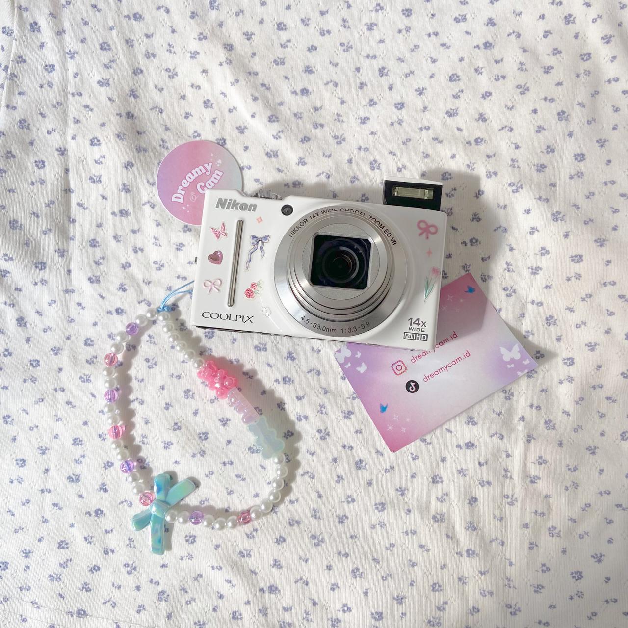 Nikon Coolpix S8200 (pop up flash)