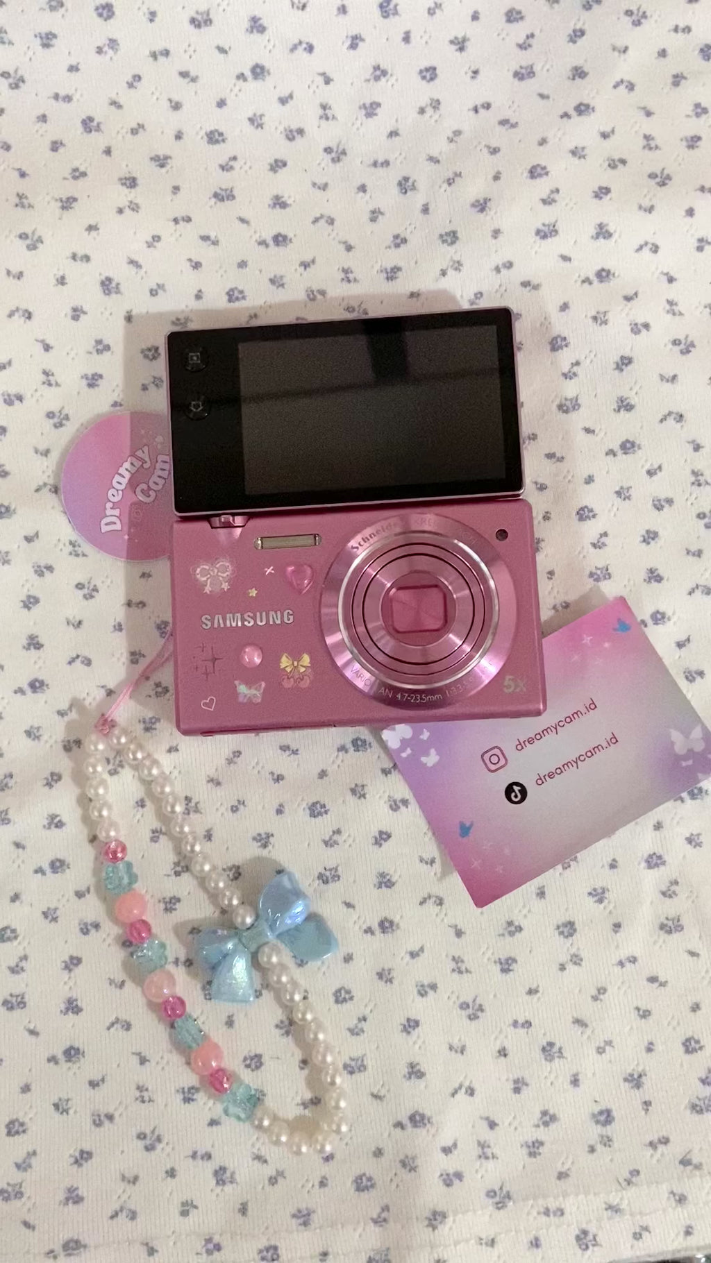 Samsung MV800 (flip screen)