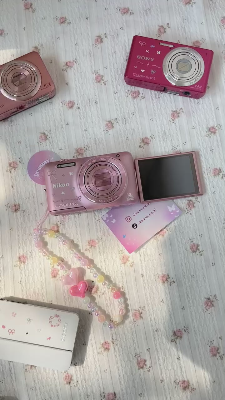Nikon Coolpix S6600 (flip screen + wifi)